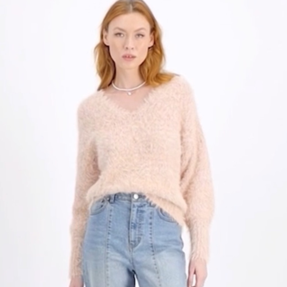Macy’s V-Neck Eyelash-Knit Sweater, size xs